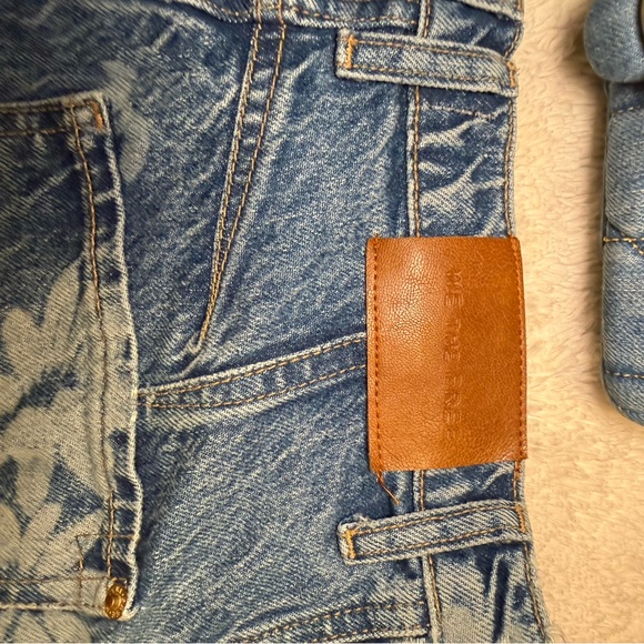 Mid-Rise Floral Print Wide-Leg Jeans - Blue - Picture 6 of 9